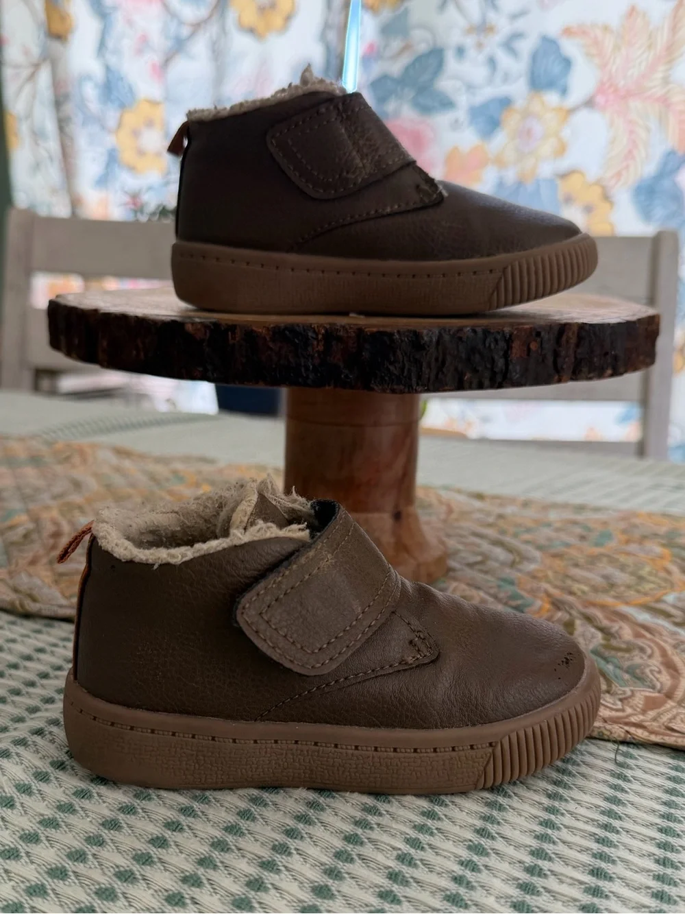 Carter's Toddler Boy Boots Sz 6 Brown Faux-Leather Sherpa-Lined Velcro Kids Boot